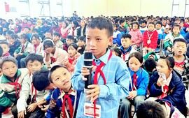 "Tiết học biên cương" giữa ngàn mây Y Tý