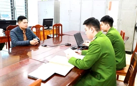 Khởi tố, tạm giam lái tàu chở khách bị chìm trên hồ Thác Bà