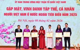 Mặt trận Tổ quốc Việt Nam vinh danh tập thể, cá nhân kiều bào tiêu biểu