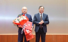 Điều động, chỉ định Thứ trưởng Bộ Tài chính giữ chức Phó Bí thư Thành ủy Hải Phòng