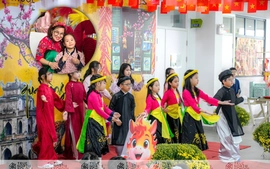 Nhà giáo Ninh Thị Lâm Bằng: Định hướng đúng, giới trẻ sẽ biết yêu và trân trọng giá trị văn hóa truyền thống