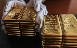 Giá vàng trong nước đi ngang, vàng thế giới tăng nhẹ ngày 5/3