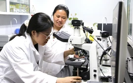 Quỹ học bổng quốc gia - tiếp sức cho nữ giới chinh phục các ngành STEM