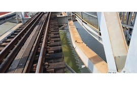 Đường sắt nhanh chóng tìm phương án vận tải sau sự cố va chạm cầu Ghềnh