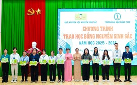 Quỹ Khuyến học Nguyễn Sinh Sắc trao gần 900 triệu đồng học bổng cho sinh viên Đại học Đồng Tháp