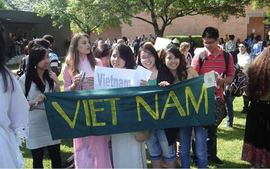 Vì sao sinh viên Việt Nam đổ dồn vào du học Mỹ, Úc, Canada?