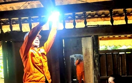 Hơn 300 hộ dân ở 4 thôn vùng cao Lào Cai có điện lưới quốc gia đón kỳ nghỉ lễ 30/4-1/5