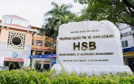 Trường công lập đầu tiên của Việt Nam đạt chuẩn QS 5 Stars