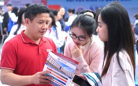 Tuyển sinh đại học 2026 thay đổi lớn khi bằng tiến sĩ là chuẩn quy đổi