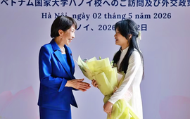 Thủ tướng Nhật Bản Takaichi Sanae phát biểu chính sách tại Đại học Quốc gia Hà Nội