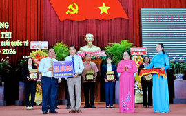 Thành phố Cần Thơ vận động trên 12 tỉ đồng xây dựng Quỹ Khuyến học, khuyến tài "Vì ngày mai Cần Thơ phát triển"