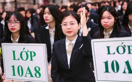 Chọn tổ hợp môn lớp 10: Hướng nghiệp hay hướng thi?