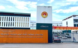 Đề xuất thi lại môn Toán tại Trường Trung học Phổ thông chuyên Tuyên Quang: Nhân văn hay vội vã?