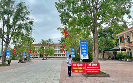 Thư ký Điểm thi là giáo viên tại chỗ có đúng quy chế?