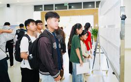 Tranh cãi "tách - gộp" kỳ thi tốt nghiệp trung học phổ thông: Mô hình sai hay vận hành dở?