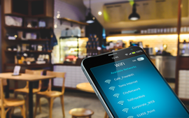 Chỉ mất 2 phút, đây là cài đặt giúp iPhone tăng bảo mật khi dùng Wi-Fi công cộng