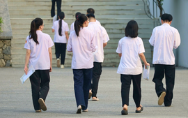 Giáo viên Ngữ văn nói về đề thi tốt nghiệp trung học phổ thông lần 2 tại trường chuyên Tuyên Quang