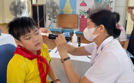 Hà Nội khám sức khỏe miễn phí cho hơn 2,2 triệu học sinh trước thềm năm học mới