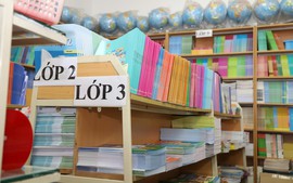 Bộ Giáo dục và Đào tạo: Cung ứng ngay cho trường còn học sinh thiếu sách giáo khoa trước ngày 15/9