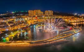 Show diễn “cháy vé” nhất Phú Quốc ra mắt phiên bản mới với lượng pháo hoa gấp 3