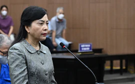 Cựu Bộ trưởng Bộ Y tế Nguyễn Thị Kim Tiến xin xét xử vắng mặt do nằm viện