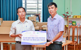 Thêm 50 bộ máy tính đến với học sinh vùng biên giới Đồng Nai vào năm học mới