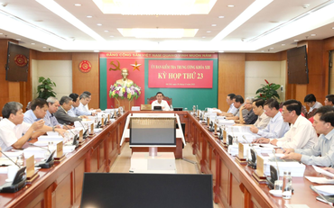 Kỷ luật, đề nghị kỷ luật hàng loạt cán bộ các tỉnh Đồng Nai, Thanh Hóa, Nam Định, Bình Dương
