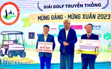 Hội Khuyến học Lâm Đồng nhận tài trợ 400 triệu đồng từ Hội Golf Lâm Đồng