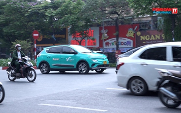 Chất lượng dịch vụ của Taxi điện Xanh SM đang thu hút khách hàng