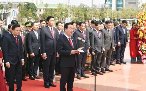 Phấn đấu đưa Nghệ An trở thành tỉnh khá, cực tăng trưởng tầm quốc gia