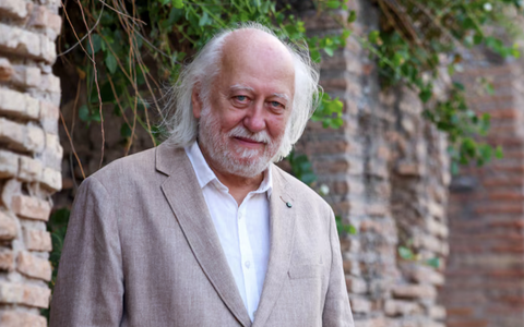 Từ “Vũ điệu quỷ Satan” đến đỉnh vinh quang Nobel Văn học 2025