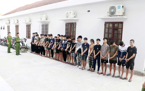 Hàng chục đối tượng là học sinh từ Hà Tĩnh sang Nghệ An gây rối trật tự