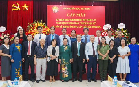 Khuyến học số cần bắt đầu từ cơ sở, từ cách làm gương của khuyến học địa phương