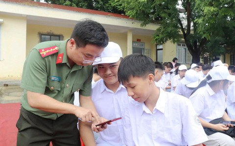 Lào Cai trang bị kiến thức, kỹ năng phòng, chống “bắt cóc onlie” cho học sinh trên không gian mạng