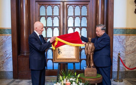 Tổng Bí thư Tô Lâm thăm nơi Chủ tịch Hồ Chí Minh từng ở tại Bulgaria