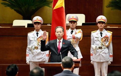 Tân Chánh án Tòa án nhân dân tối cao Nguyễn Văn Quảng tuyên thệ nhậm chức