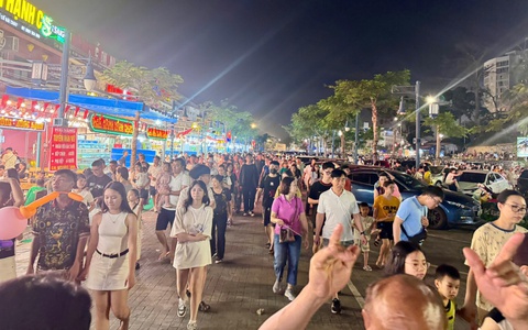 Nhiều giải pháp, định hướng phát triển sản phẩm du lịch đêm