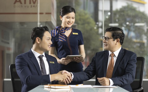 Ngân hàng triển khai nhiều ưu đãi cho khách hàng dịp cuối năm