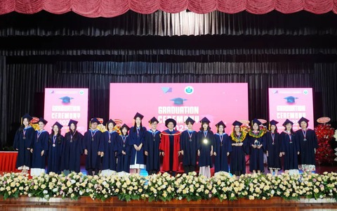 Trường Đại học Quốc tế (IU) vinh danh hơn 1.820 người học ở các bậc đào tạo