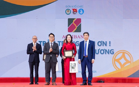 Agribank đồng hành cùng Ngày hội tuyển dụng 2025 Học viện Tài chính, mang đến cơ hội việc làm cho hàng nghìn sinh viên