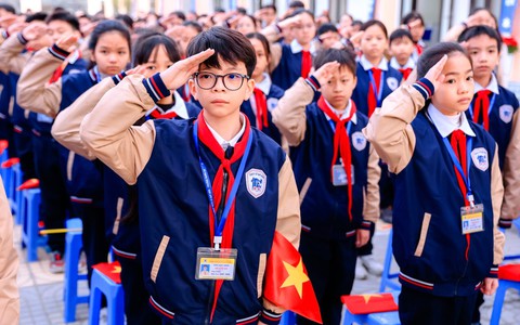 Đưa quyền con người vào chương trình giáo dục quốc dân chính thống, khoa học