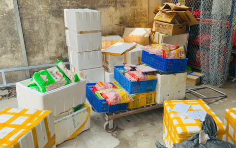 Hà Nội: Kiểm tra đột xuất 1 kho lạnh, hầu hết là thực phẩm "bẩn", bong da truc tiep keo nha cai sinh yêu thích