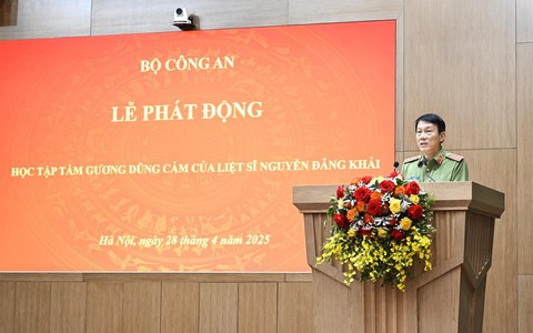 kenh bong da truc tiep tập và làm theo tấm gương dũng cảm của Liệt sĩ Thiếu tá Nguyễn Đăng Khải trong lực lượng công an