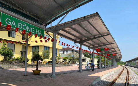 Tàu khách Đồng Hới - Đông Hà: Giải pháp giao thông thuận tiện