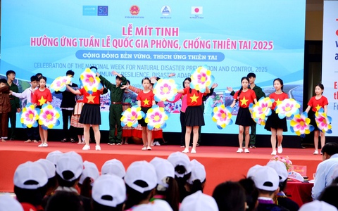 Mít tinh hưởng ứng Tuần lễ quốc gia phòng, chống thiên tai 2025 tại Lào Cai