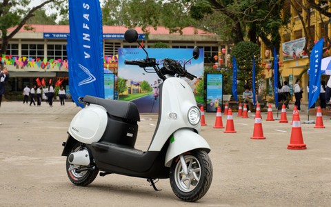 Lăn bánh chỉ hơn 16 triệu đồng, sạc 0 đồng, VinFast Motio hứa hẹn “càn quét” thị trường lich truyen hinh truc tiep bong da học sinh