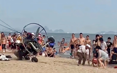 Xử phạt doanh nghiệp để xảy ra sự cố rơi dù lượn khiến du khách hoảng sợ tại bãi biển Quảng Ninh