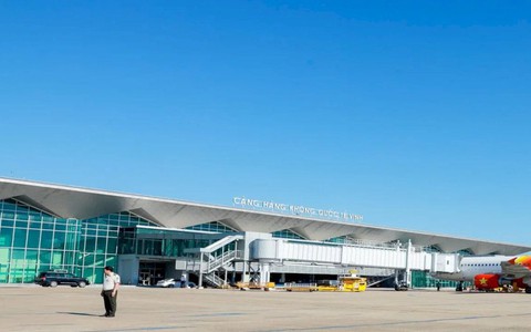 Tạm đóng cửa sân bay Vinh 6 tháng