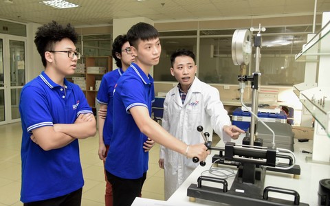 Loại trừ trách nhiệm hình sự với rủi ro nghiên cứu khoa học