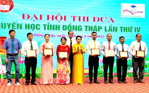 Đại hội thi đua Hội Khuyến học tỉnh Đồng Tháp tri ân 25 năm phong trào khuyến học khuyến tài sôi nổi